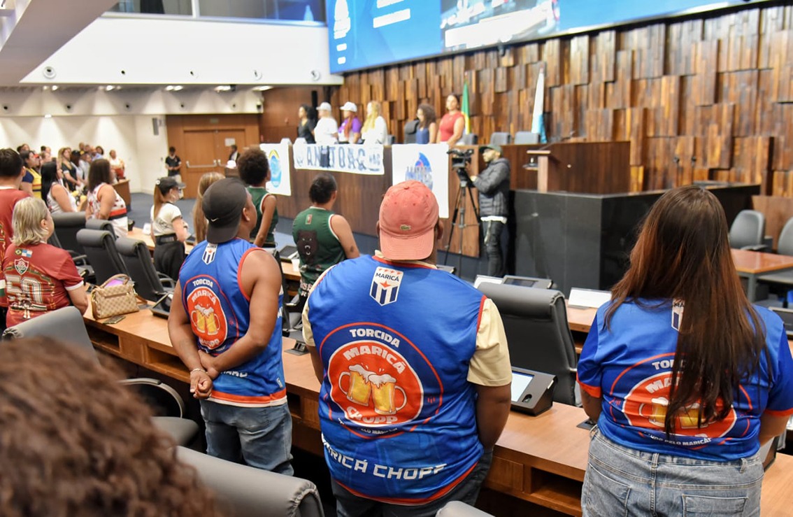 Mulheres das arquibancadas s&atilde;o homenageadas na Alerj/Foto/Paulo Pol&ocirc;nio