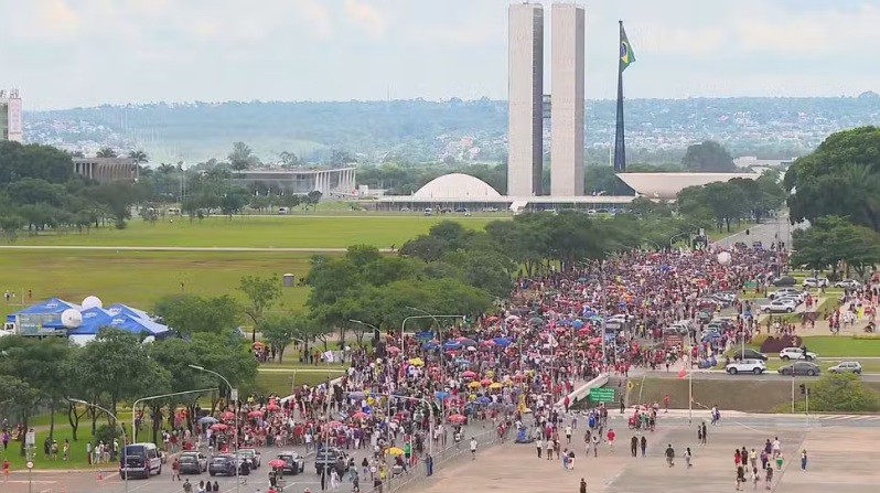 Manifesta&ccedil;&atilde;o em Bras&iacute;lia/Foto: Foto: Nat&aacute;lia Valarini