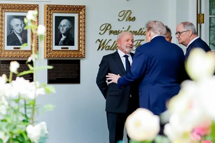 Presidente Lula chega para encontro com o presidente dos EUA, Donald Trump, na Casa Branca - Foto: Ricardo Stuckert/PR